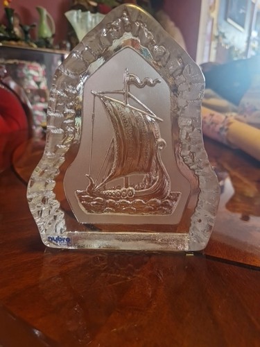 NYBRO SWEDEN CRYSTAL VIKING SHIP ART GLASS 6" SCULPTURE/PAPERWEIGHT