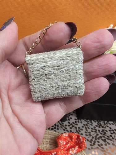 Barbie Outfit - Fashionista Kleid, individuelle Handtasche, Fashionista Schuhe, Halskette + - Bild 15 von 24