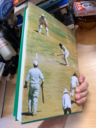 1988 "THE ILLUSTRATED HISTORY OF THE TEST MATCH" CRICKET 1.3kg HB BOOK (P7) - Picture 3 of 17