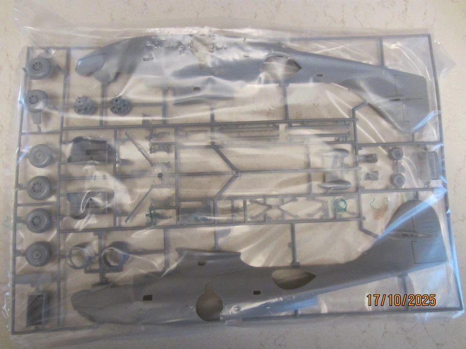 1/48 Revell PBY/OA-10A Catalina - Immagine 2 di 4