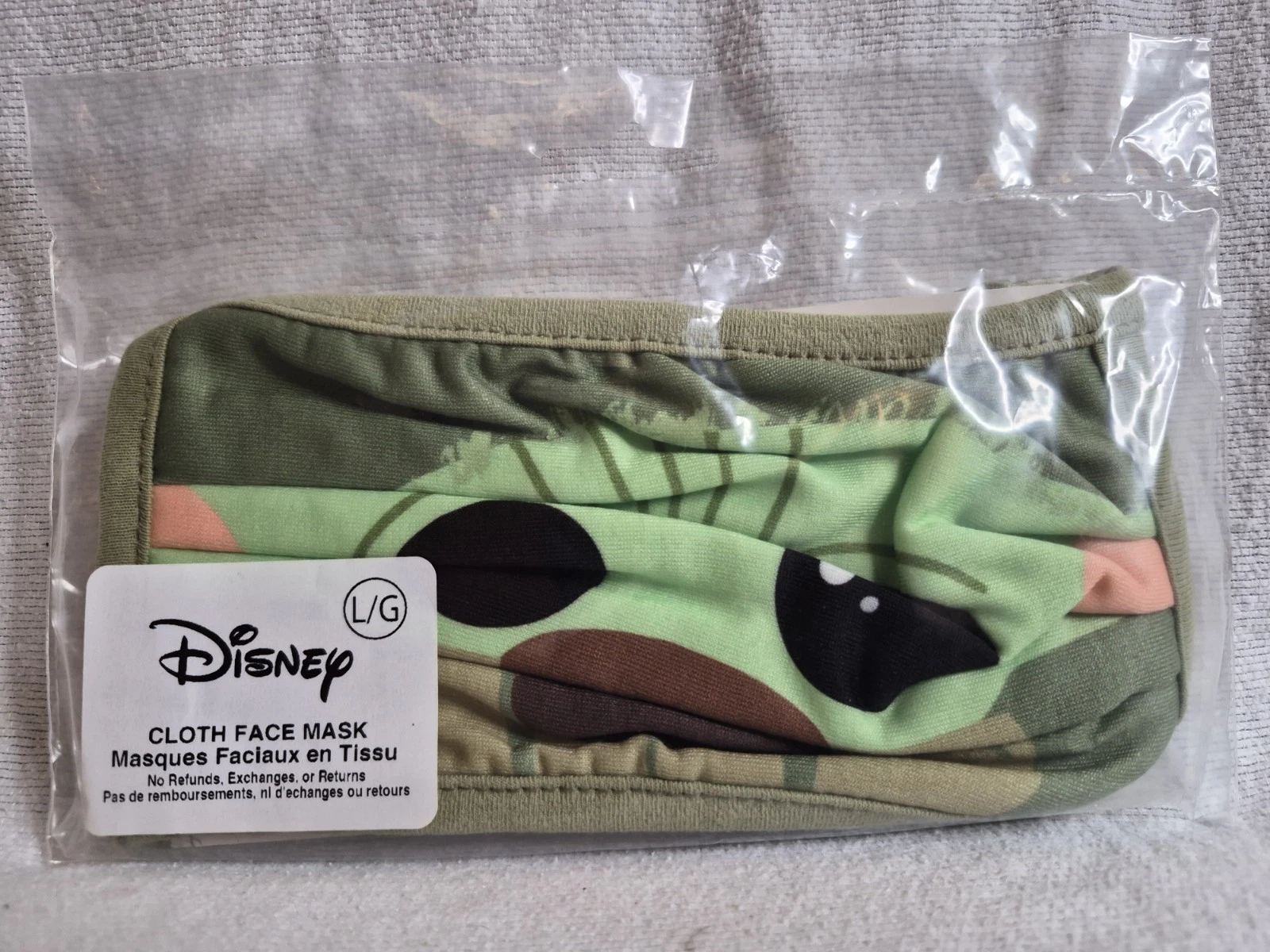 Disney's Cloth Face Mask Size Large Color Green New In Package