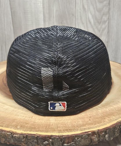 Gorra Essentials Fear Of God New Era 59Fifty ajustada talla 7 3/4 toda malla - Imagen 8 de 14