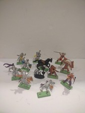 Vintage deetail Britain Knights And NATIVE AMERICAN Indian Lot Of 12 Figures.