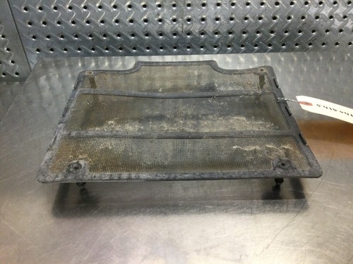 2004 POLARIS SPORTSMAN 500 RADIATOR COVER 5435046 5434313 t402 - Picture 2 of 4