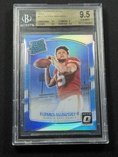2017 Donruss Optic - Rated Rookie Patrick Mahomes II #177 Holo Prizm (RC)