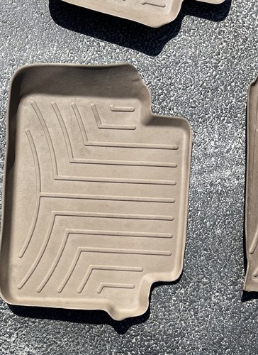 WeatherTech FloorLiner for 2006-2006 BMW 325i - 1st And 2nd Row Set Of 4, Tan🛞 - Foto 4 di 16