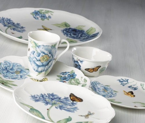 833416 Butterfly Meadow Blue 4-Piece Dessert Plate Set - Picture 6 of 6