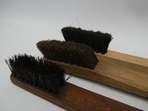3 ANTIQUE WOODEN HANDLE BRUSHES - MITCHELLS - BROAD ARROW ARMY - & CROWN STAMP - Picture 8 of 9