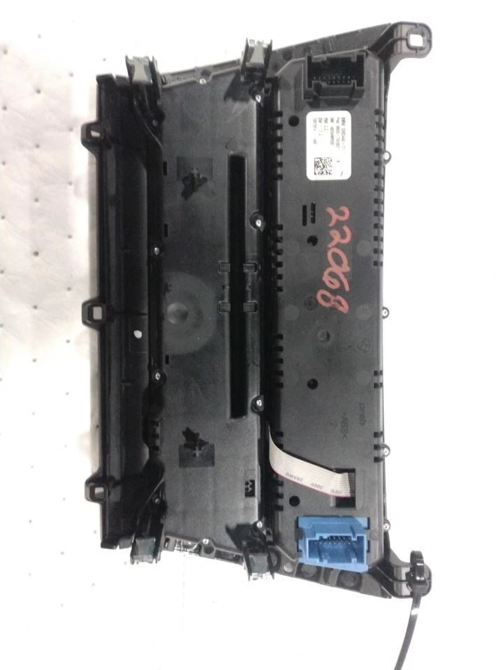 Control de temperatura delantero con asientos ventilados para BMW X6 569123 15-19 Foto 2 de 4