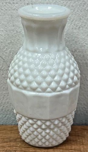Milk Glass English Hobnail Diamond Pattern Vintage Bud Vase 4" White