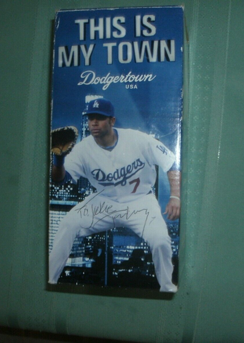 2010 LOS ANGELES DODGERS JAMES LONEY BOBBLE HEAD (AUTOGRAPH) -free shipping' - Picture 4 of 6