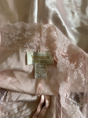 Lencería Mameluco Peluche Encaje Satinado Rosa Victoria's Secret Etiqueta Dorada De Colección Talla M LEER - Imagen 11 de 12