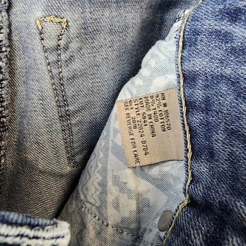 Tractr Cutoff Denim Shorts Girls Blue Faded Stripe Raw Hem Button Zip Closure - Picture 7 of 16