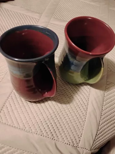 2 Neher 2017 Clay in Motion coffee/tea Mug blue/purple, green/purple signed
