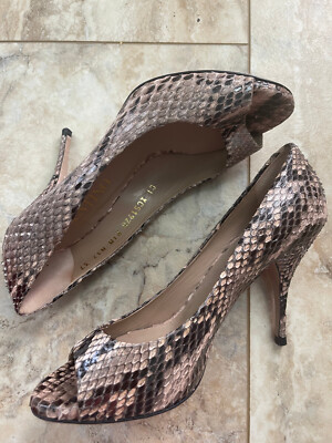 Pre owned Valentino Garavani’s 32272845_62144317_600.jpg main image 2