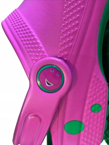 New CROCS Size J3 Barney “I Love You, You Love Me” Limited Edition Classic Clogs - Picture 8 of 15