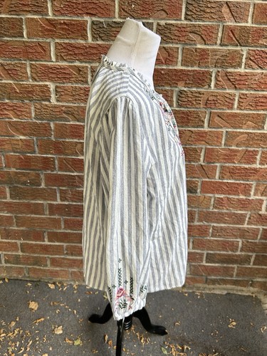 Kate & Sam Top Embroidered Floral Flower Buttons Striped Blue White Pink Red NWT - Picture 3 of 5