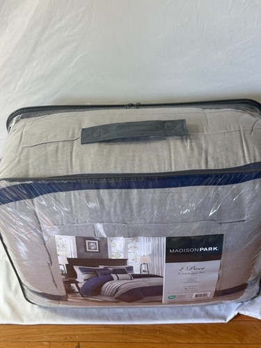 $399 Madison Park Palmer Microsuede 7-Pc. King Comforter Set Blue - Picture 3 of 6