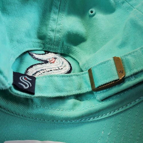 Cappello marca Seattle Kraken NHL '47 Clean Up Teal berretto ricamato regolabile OSFA - Foto 8 di 17