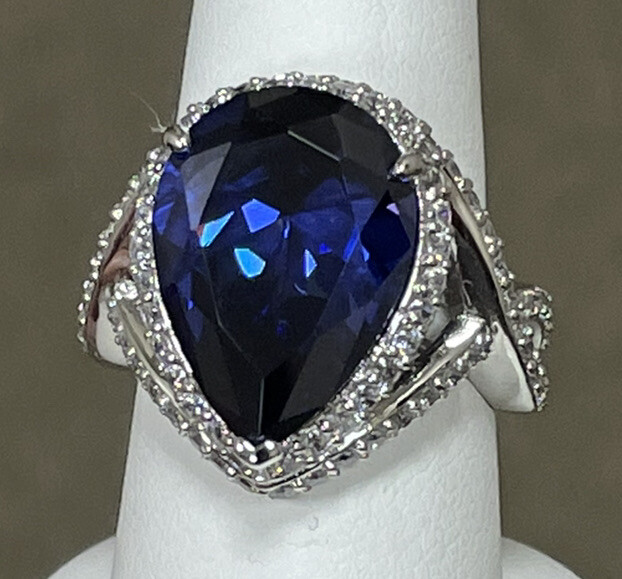 Charles Winston Bella Luce Sterling Huge Tanzanite Diamond