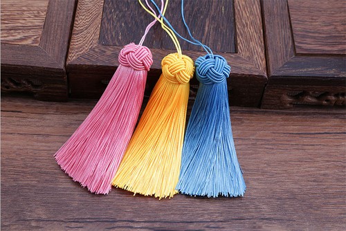 1X Pineapple Cap Polyester Ice Silk Meek Tassel Trim Craft Jewelry Making DIY - Picture 5 of 14