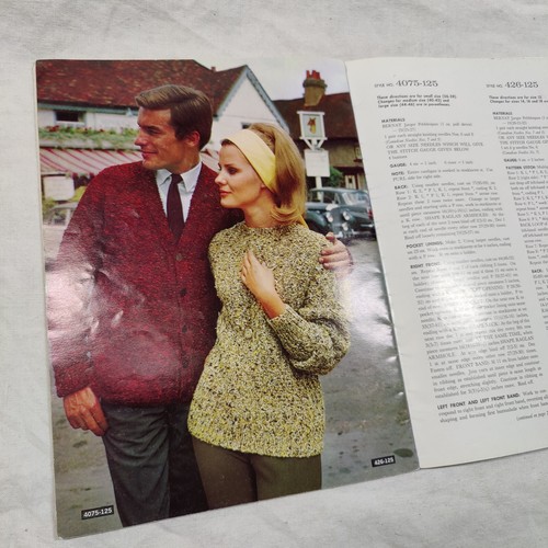 Rare 1960 Bernat Pebblespun Sweaters Yarn Knitting Crochet Pattern Book # 125 - Picture 9 of 24