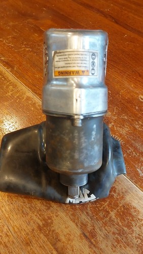 Mac Tools ~ AW4400 ~ 1/2" Air Wrench with Protective Boot Cover (PB4400 B) - Picture 6 of 12