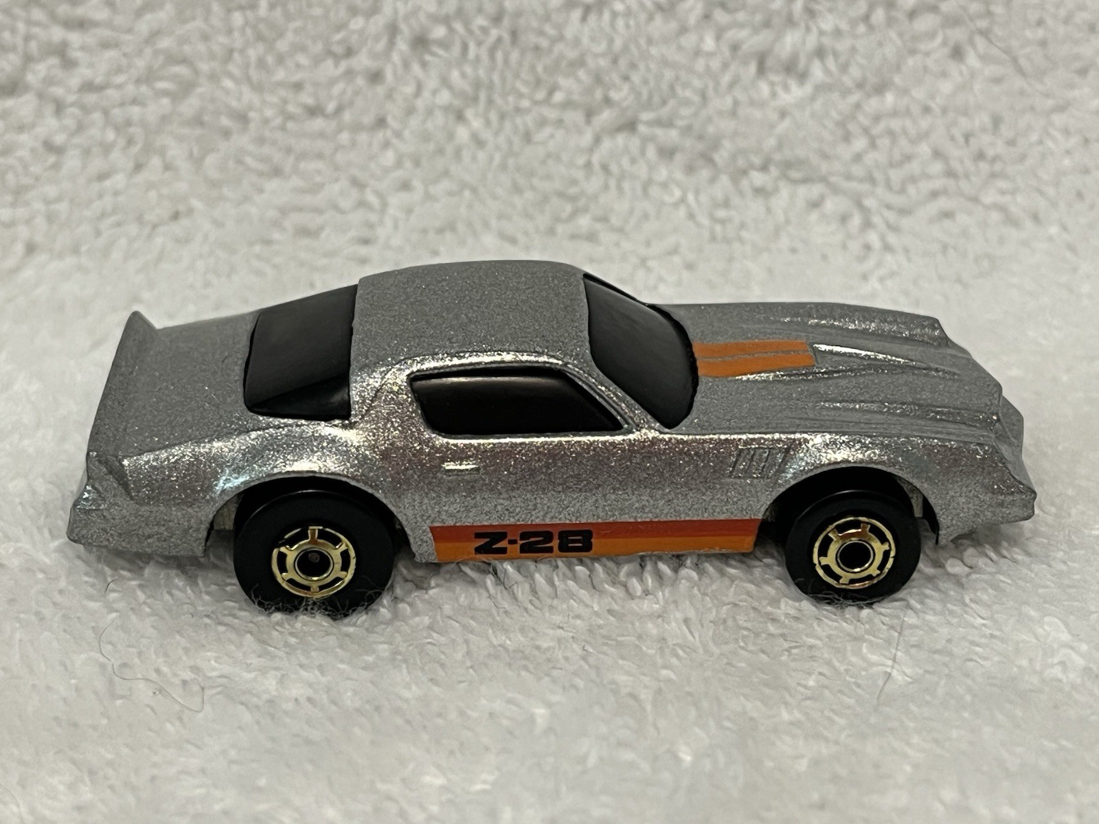 Picture 3 of 12