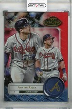 2022 Topps Gold Label Atlanta Braves Austin Riley Base Class 2 Red 28/50