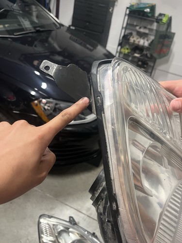02-03 EP3 Honda Civic SI Headlights - Picture 4 of 9