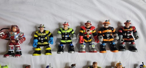 1998-04 Fisher Price Hasbro Rescue Heroes Action Figure & Vehicle Lot 31 Pieces - Picture 5 of 6
