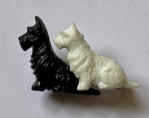 FAB VINTAGE RETRO BLACK SCOTTIE DOG AND WHITE WESTIE CELLULOID BROOCH - ENGLAND