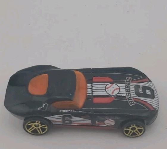 Picture 1 of 4