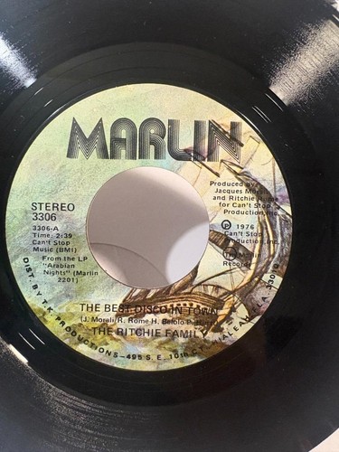 7" 45 RPM THE RITCHIE FAMILY THE BEST DISCO IN TOWN MARLIN 3306 1976 NM/M - Picture 2 of 2