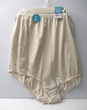 Vanity Fair brief panties 3 pair Perfectly Yours Lace Nouveau plus size 9/2XL