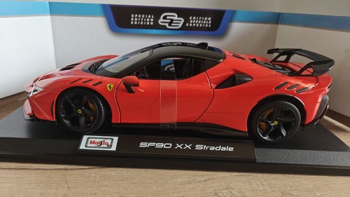 Maisto SF 90 XX Stradale 1:18 Red Diecast Model Car - Picture 3 of 6
