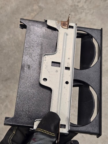 1993 94 95 92 91 90 89 Toyota 4Runner Hilux Pickup Truck Dash Cup Holder Bracket - Picture 7 of 14