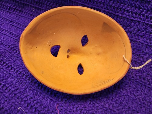 Vtg Mexican Folk Art Terra Cotta Handpainted Face Mask 3.5 ×5 " - Picture 3 of 4