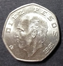 Uncirculated Mexico:  10 Pesos Very Nice Condition Coin " 1981 "  Bonus coins