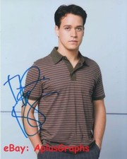 T.R. KNIGHT... Grey's Anatomy Charmer - SIGNED T.R. KNIGHT... Grey's Anatomy Charmer - SIGNED