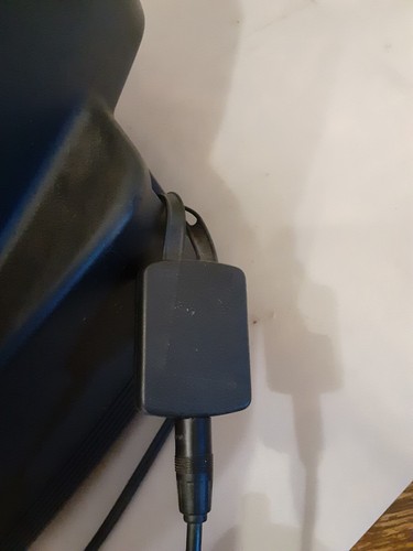 VTG 13" RCA XL-100, Vintage Retro TV, X13131EB 1989, powers on w/missing button - Picture 8 of 12