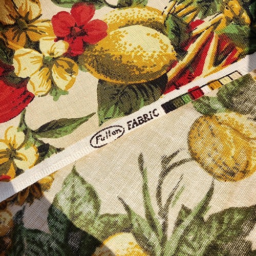 2 3/4Y Vintage Retro Upholstery Fabric Vibrant Fruit Baskets 54W Fulton - Picture 7 of 9