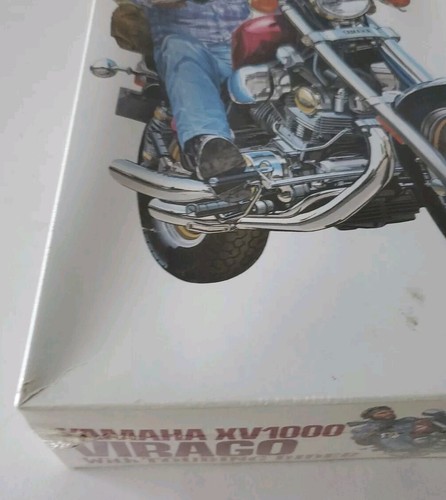 KIT MODELLINO YAMAHA XV1000 MOTO D'EPOCA TAMIYA 1/12 VIRAGO XV 1000 CON PILOTA - Foto 6 di 15