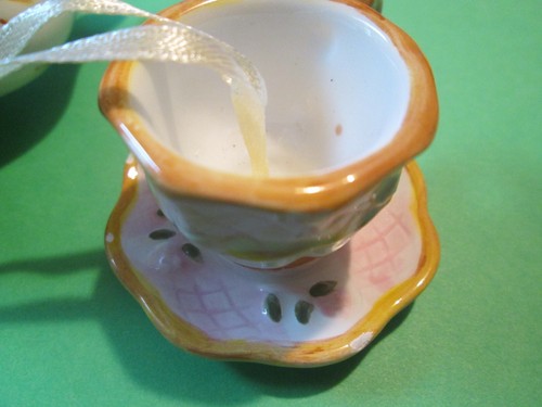 Teapot With Teacup & Saucer Christmas Ornament Flowers Holidays Vintage Read ⬇️ - Picture 2 of 6