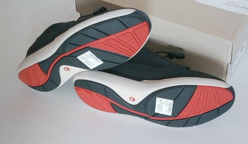 NWB CLARKS WOMENS BLACK COMBI UN CRUISE TIE SNEAKER SIZE 9.5M 261 32653 - Picture 6 of 7