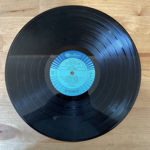 1965 Goldfinger And Other Music From James Bond LP VG+ RCA Camden – CAL-913 - Foto 4 di 4