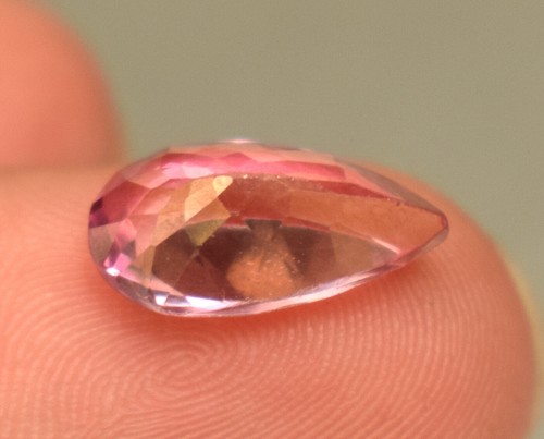Piedra preciosa suelta de 3,75 quilates corte pera certificado topacio rosa natural recubierta de Brasil - Imagen 4 de 5