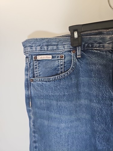 Calvin Klein Mens Straight Fit blue Jeans Size100% Cotton Zip Fly waist 33 - Picture 8 of 8
