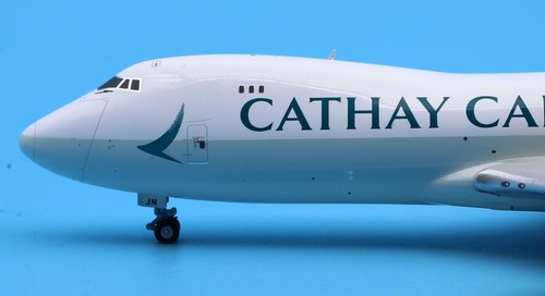 JC Wings 1:400 Cathay Cargo Boeing B747-8F Diecast Aircraft Jet Modelo B-LJN - Imagen 8 de 13