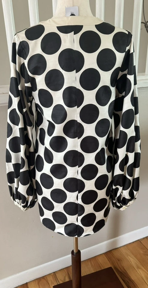 Nuvula Tunic Blouse White And Black Size S - Imagem 2 de 4